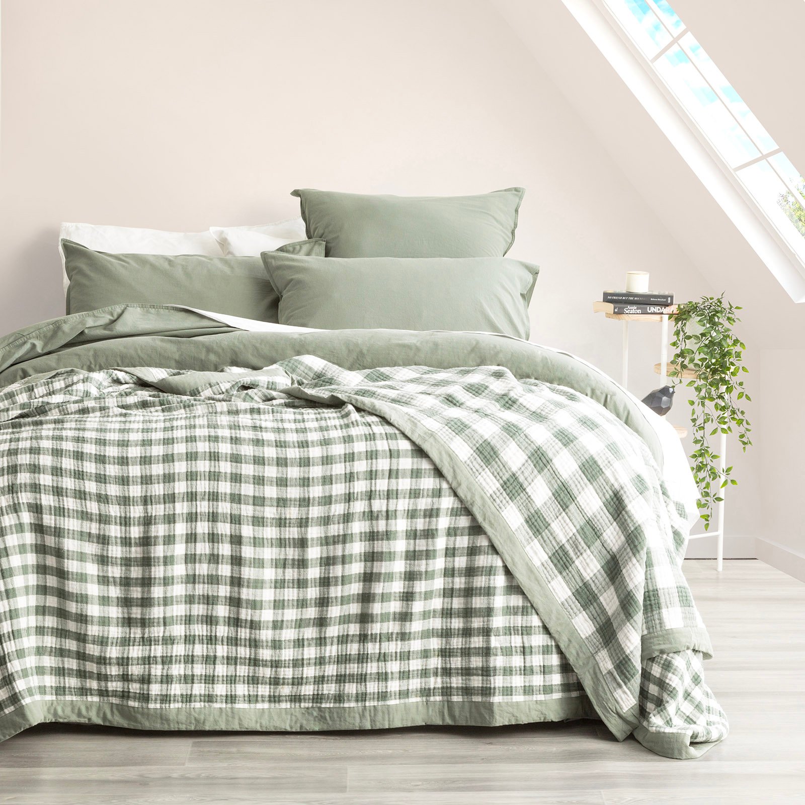 Gingham Washed Cotton Yarn Dyed Revesible Textured Emerald Blanket by Renee Taylor Single/Double 1 V107 SH323660 196845 00