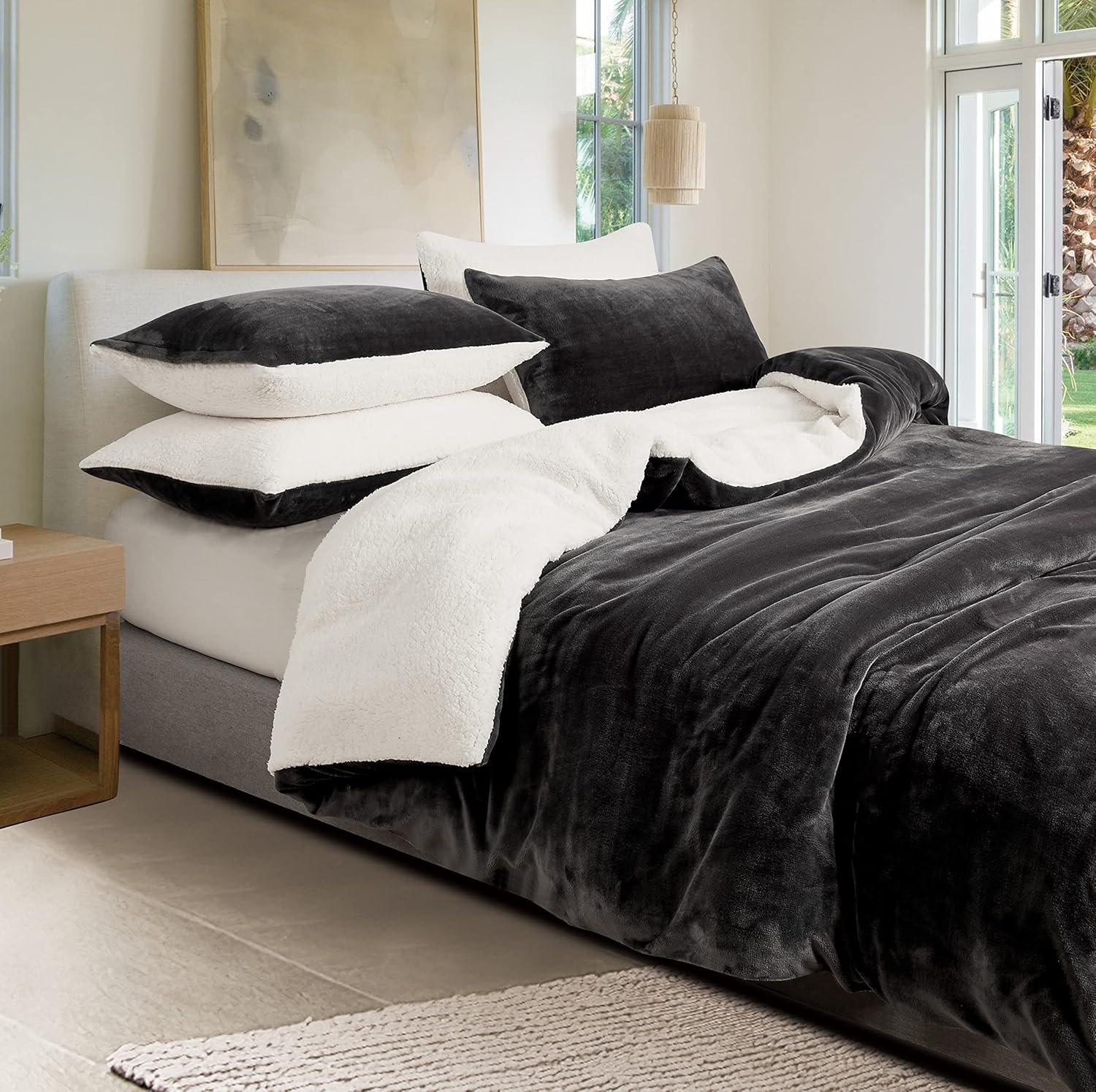 2-in-1 Teddy Sherpa Quilt Cover Set (King Size – Charcoal)