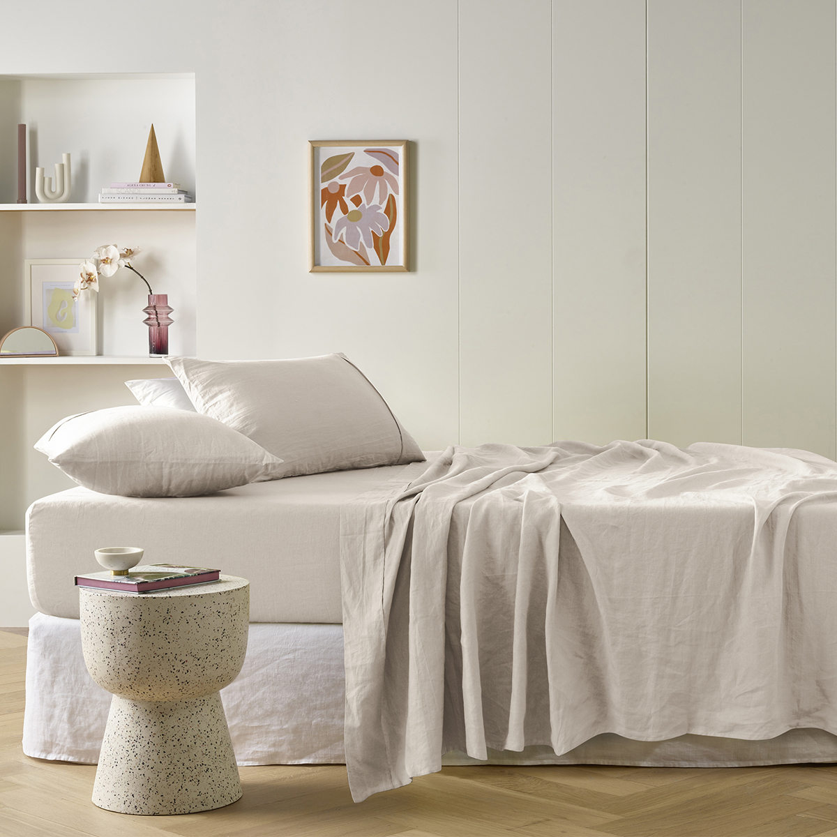 V442 HIN SHEETS FRENCHLINEN NATURAL QS 158656 00