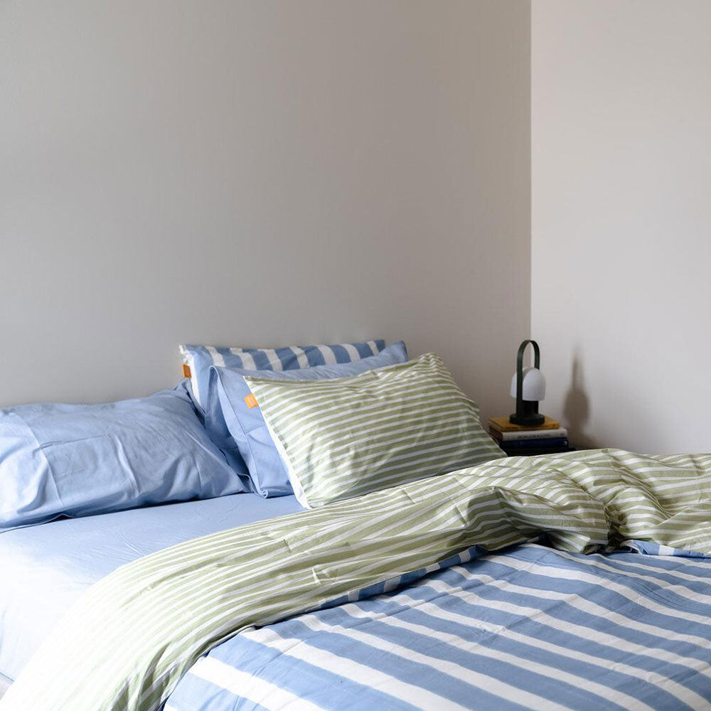 100% Cotton Duvet Quilt Cover Set w/ 2 Pillow Cases in Reversible Blue/Green/White Stripe – Single