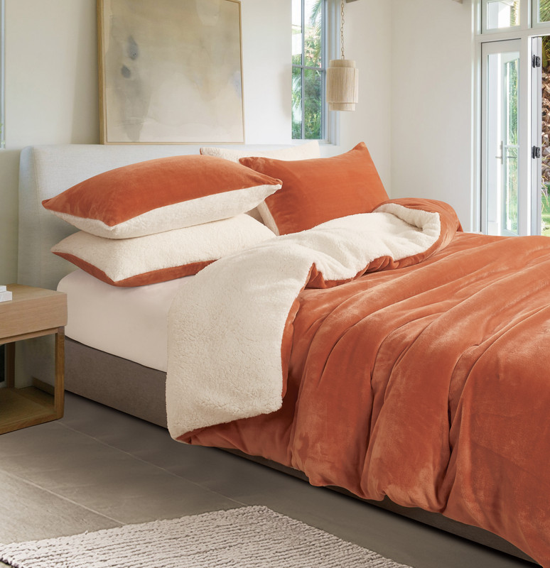 2-in-1 Teddy Sherpa Quilt Cover Set (Queen Size – Terracotta)
