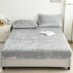 Light Gray Plush Crystal Velvet Fitted Sheet - Ultra Soft, Warm & Thick for Winter (153x203+36cm)